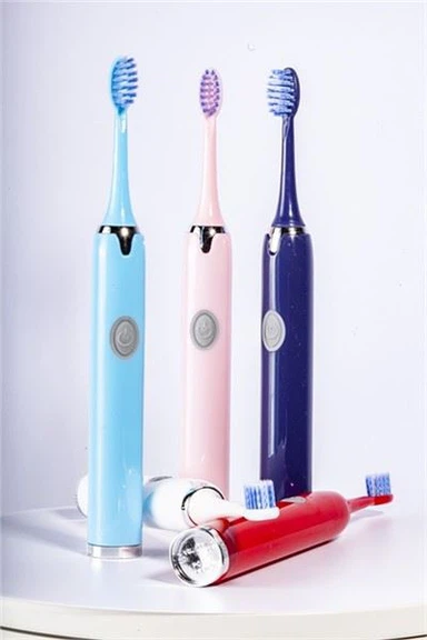 Elektrisk tannbørste med enkel å starte-knapp